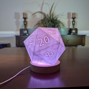 D20 dice accent lamp | Multiple color options | Perfect Gift for DND | Dungeons and Dragons Lamp