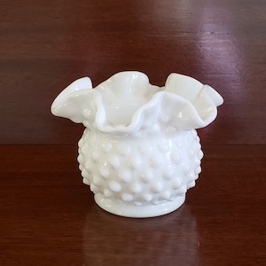 Fenton Milk Glass Hobnail Ruffled and Crimped Rim Bowl in Excellent Condition