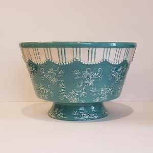 Temp-tations Floral Lace Light Blue / Turquoise And White Three Quart Footed Oven Safe Serving Bowl / Casserole