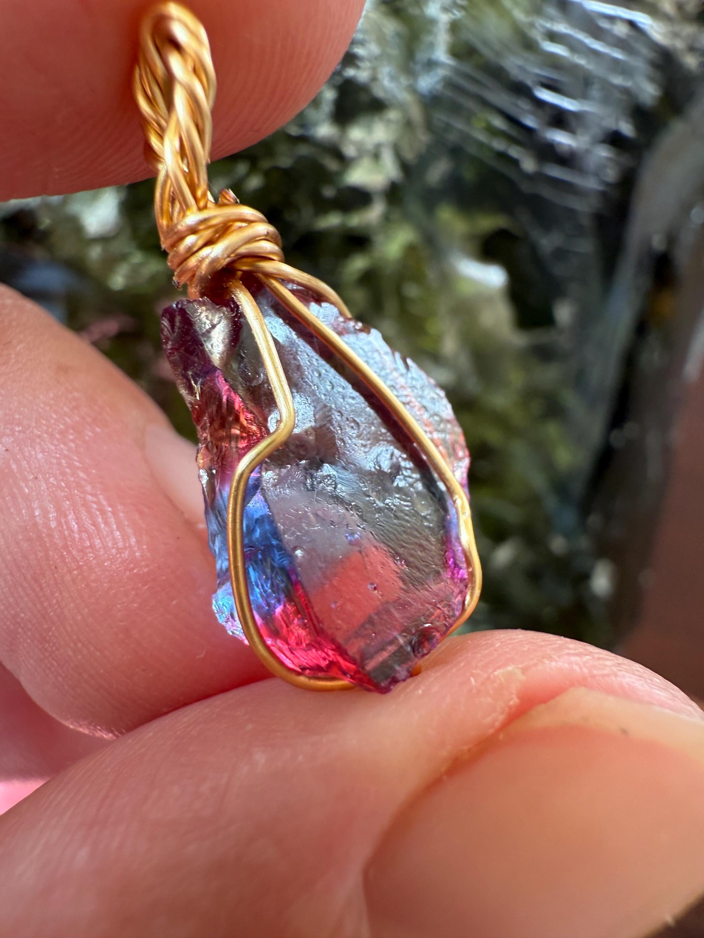 アンダラクリスタル原石　ペンダント　ジャワ　マルチカラー　14KGF レインボーアンダラクリスタル原石 ペンダント ジャワ マルチ