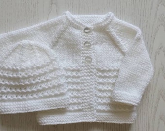 Prem, newborn, 0-3 mth hand knitted baby cardigan and hat set , hand knitted baby clothes, newborn gift, unisex baby knits, baby shower gift