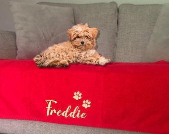 Embroidered personalised dog puppy pet soft waffle blanket. 7 Colours Free P&P
