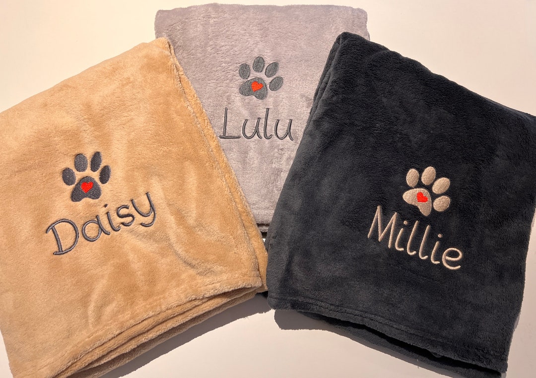 Personalised Embroidered Pet Dog Blanket in 2 Sizes With 3 Colour