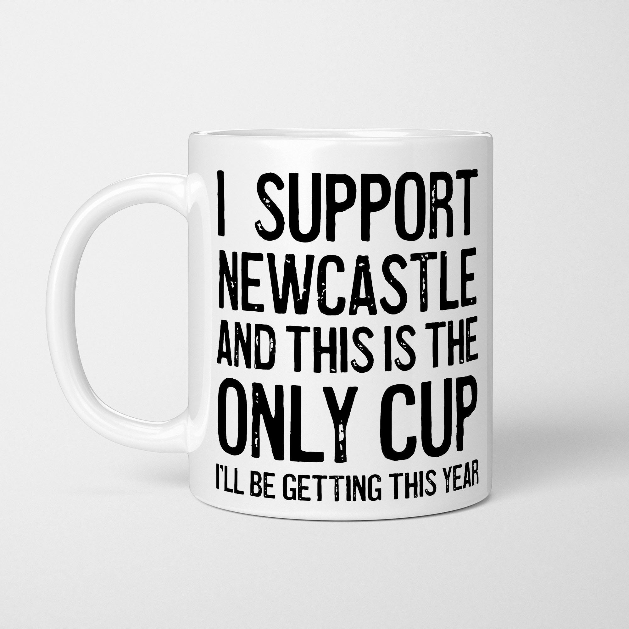 Tasse Newcastle United FC - Forme Noire - 315 Ml (11 Oz) - Produit Officiel
