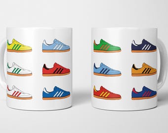Taza con zapatillas originales: regalo para coleccionistas de zapatillas retro, taza de café informal de los 80