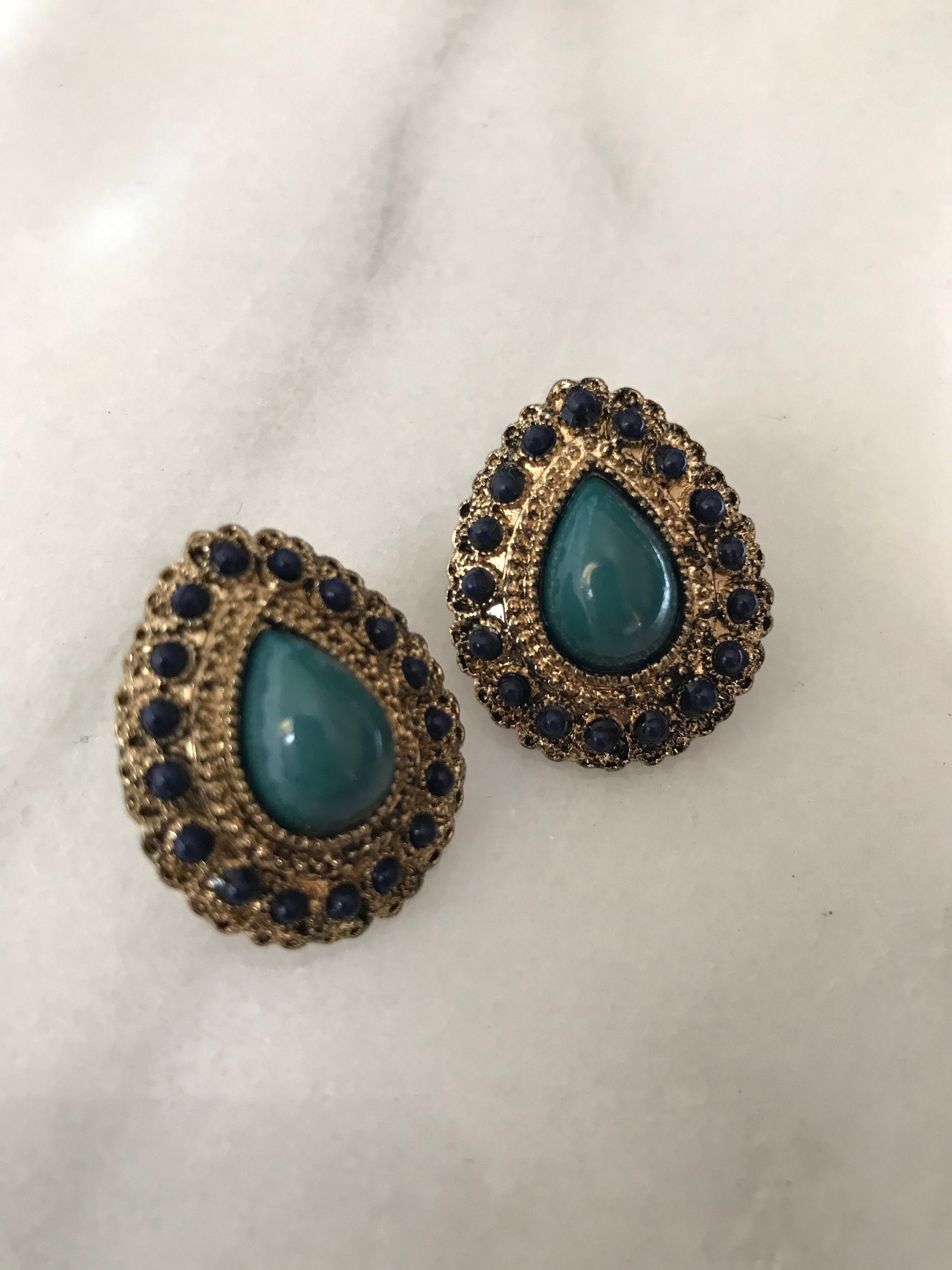 Vintage Green Tear Drop Earrings Etsy UK