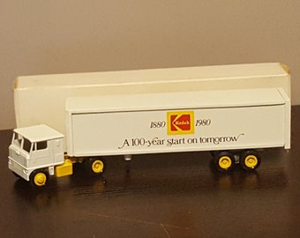 NEW Eastman Kodak Diecast Tractor Trailer Winross &#39;S&#39; Scale (1:64)  100 Years Anniversary