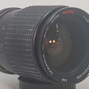 Seikanon MC f/3.5-5.5  28mm-100mm Auto Zoom Macro lens for X-370 X570 X700 etc. Camera
