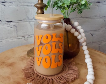 Go Vols retro glazen blikje | Tennessee Volunteers Groovy Iced Coffee Glazen Bamboe Deksel | Retro ijstheeglas | Glazen beker | Hippiestijl