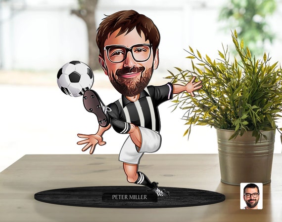 Personalisierte 3D Holz Cartooned Fußballspieler Figur Schmuckstück,  benutzerdefinierte Cartoon Portrait, Geburtstagsgeschenk,  Weihnachtsgeschenk, Geschenk für Ihn - .de