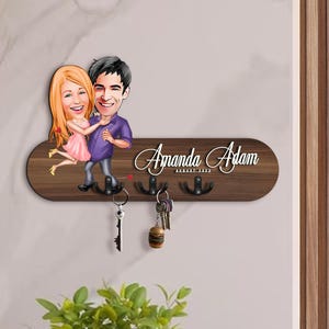 Gepersonaliseerde 3D houten halorganizer met cartoon, houten sleutelhouder, housewarmingcadeau, aangepaste karikatuur, cadeau voor stel, woondecoratie