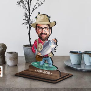 Spersonalizowana figurka 3D z drewna z kreskówkowym rybakiem, prezent świąteczny, spersonalizowana karykatura portretu rybaka, prezent dla niego, wystrój domu
