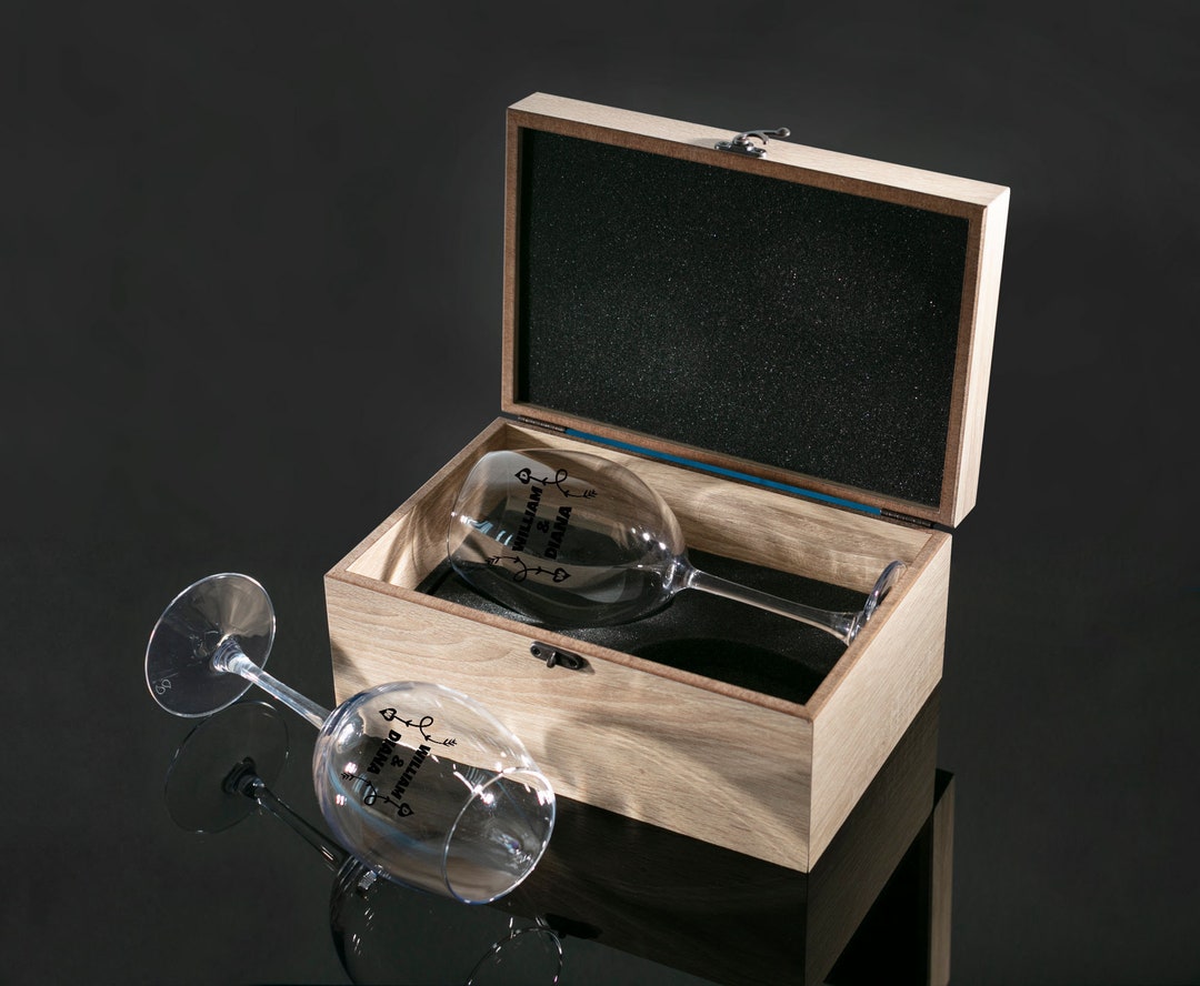 Set of 2 Personalized Wine Glasses as Gift in Special Wooden Box ...