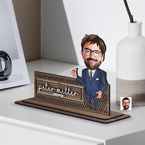 Gepersonaliseerde 3D houten cartoon naamplaatje trinket, karikatuur beeldje portret, kantoorinrichting, cadeau voor baas, woondecoratie, cadeau voor hem