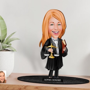 Spersonalizowana figurka prawnika z drewna 3D z kreskówek, spersonalizowany portret prawnika z kreskówek, prezent urodzinowy, prezent świąteczny, prezent dla niej