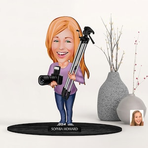 Spersonalizowana drewniana figurka fotografa 3D z kreskówek, spersonalizowany portret Lensmana z kreskówek, prezent urodzinowy, prezent świąteczny, prezent dla niej