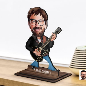 Spersonalizowana drewniana figurka 3D z kreskówki Rock and Roll, prezent na Boże Narodzenie, spersonalizowany portret Rocka z kreskówki, prezent urodzinowy, prezent dla niego