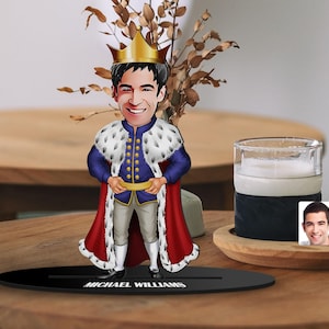 Personalized 3D Wood Cartoon King Figurine Trinket, Anniversary Gift, Custom Caricature King Portrait, Gift for Him, Best Gift for Friend