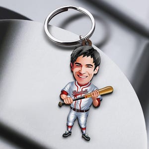 Schlüsselanhänger mit personalisierte Baseball Spieler Karikatur, Geschenk für Ihn, Custom Cosbaby Schlüsselanhänger, Geburtstagsgeschenk, Cartoon Portrait, Bobblehead