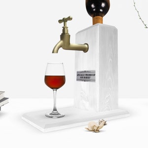 Geschenk für Weihnachten, Holz personalisierter Spender, Spirituosenspender, Weinbrunnen, Getränkespender, Getränkespender, Alkoholgeschenke