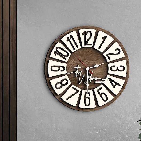 Horloge murale moderne en bois ronde en relief personnalisée, cadeau de mariage, cadeau d'anniversaire, décor à la maison, décor en bois, cadeau de pendaison de crémaillère, grande horloge