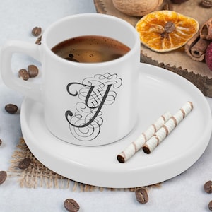 Ensemble personnalisé de lettres de calligraphie expresso/tasse à café turque, tasse à expresso personnalisée, cadeau de pendaison de crémaillère, cadeau d'anniversaire pour les amateurs de café