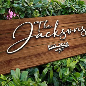 Custom Wood Sign, Personalized Family Name Sign, Last Name Pallet Sign, Wedding Gift, Home Wall Decor, Anniversary Gift, Housewarming Gift