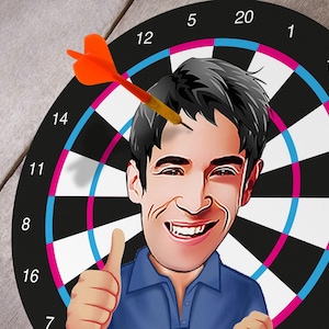 Jogo de dardos de entretenimento de desenho animado personalizado de 16 polegadas, decoração de parede, conjunto de jogos para casa, presente de aniversário de amigo, tabuleiro de dardos personalizado