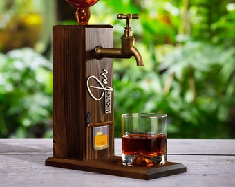 Distributeur de whisky en bois avec nom en relief personnalisé, vin, vodka, distributeur de boissons alcoolisées, fontaine de whisky, cadeau homme des cavernes