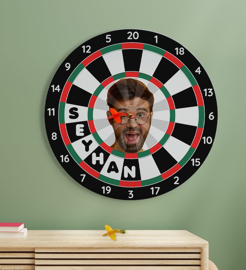 Personalized Photo And Name Entertainment 16 Inch 40cm Darts Play Set Gift For Friend Birthday Customized Dart Board Present Enjoyable image 4