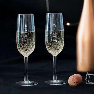 Personalized Wedding Champagne Glasses Set, Groom and Bride Champagne Glasses Set, Bridesmaid Proposal Gift, Custom Champagne Flute Set