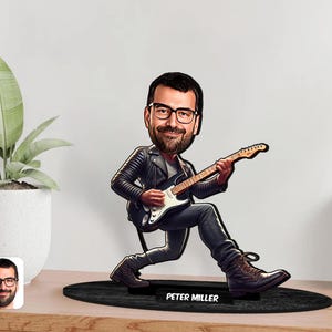 Personalized 3D Wooden Cartooned Guitarist Figurine Trinket, Custom Cartoon Musician Portrait, Birthday Gift, Christmas Gift, Gift for Him