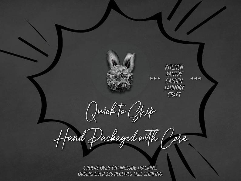 Puede incluir: Un gr&aacute;fico en blanco y negro de un bocadillo de di&aacute;logo con el texto "Quick to Ship Hand Packaged with Care" y las palabras "Cocina, Despensa, Jard&iacute;n, Lavander&iacute;a, Artesan&iacute;a" en una fuente m&aacute;s peque&ntilde;a. Los pedidos superiores a 10 &euro; incluyen seguimiento. Los pedidos superiores a 35 &euro; reciben env&iacute;o gratuito.
