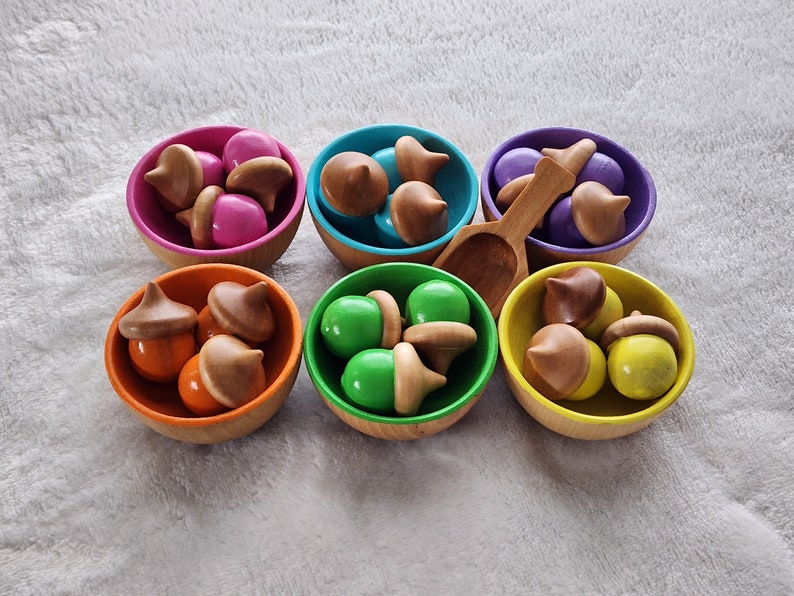 Pastel Acorn and Bowls Sorting Set | Creative Play image 4
