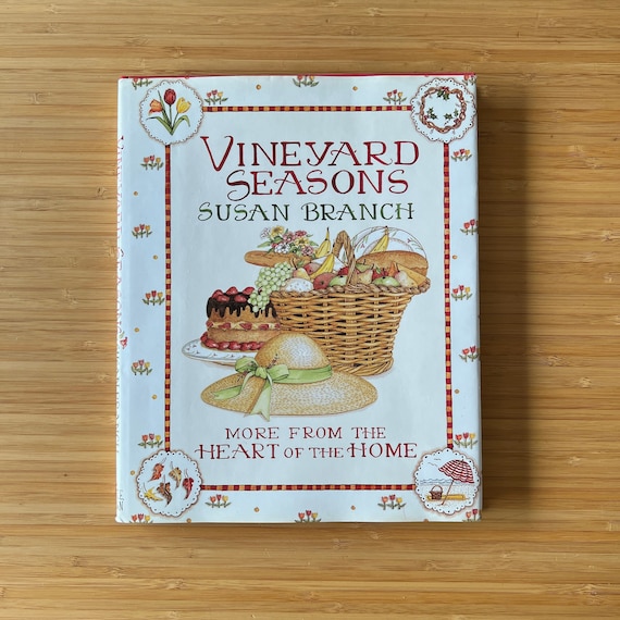 Vineyard Seasons by Susan Branch, Heart of the Home, Illustrated and Hand  Lettered Recipe Book, New England Recipes, Food of Changing Season -   Canada