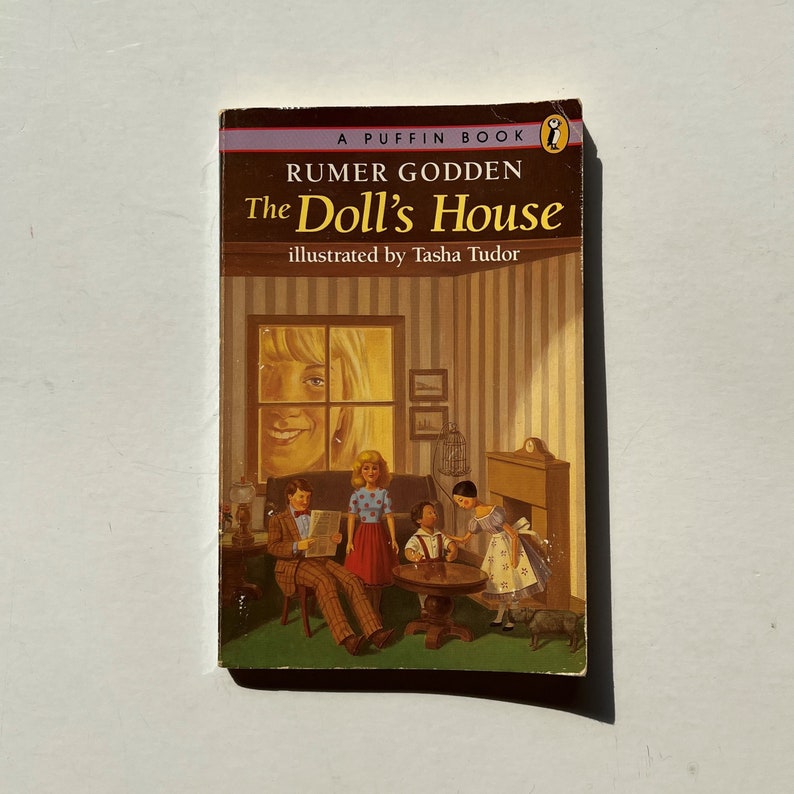 Illustrated by Tasha Tudor, the Doll's House by Rumer Godden, Puffin