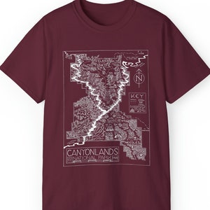 T-shirt avec carte dessinée à la main du parc national de Canyonlands