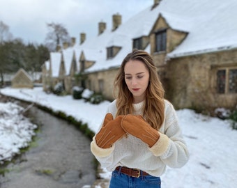 Handmade Women's Sheepskin Mittens