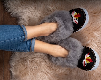 Handmade Moccasins Sheepskin Slippers "grey/black"