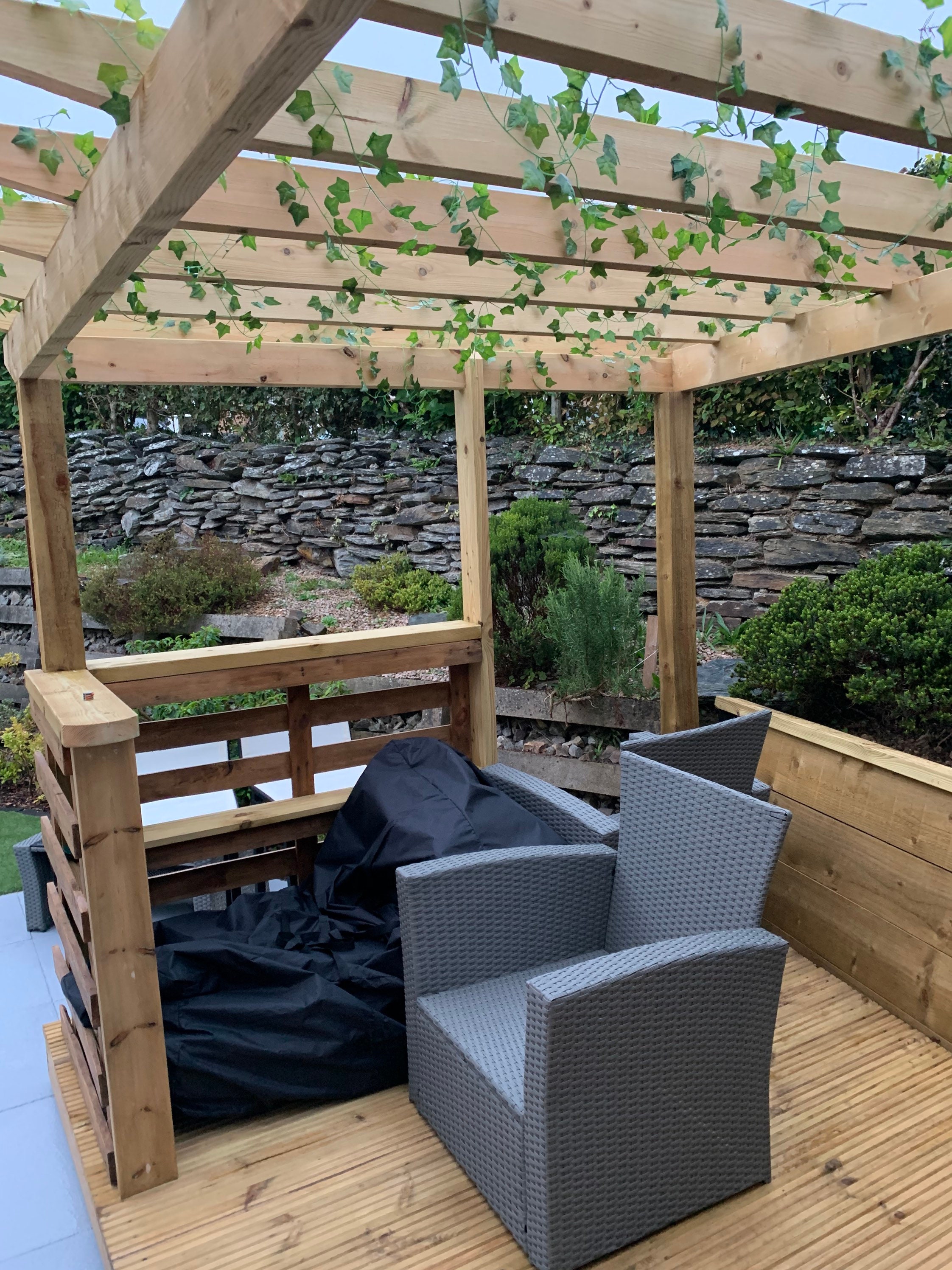 Bar de jardin extérieur, belvédère, pergola, espace couvert -  Canada