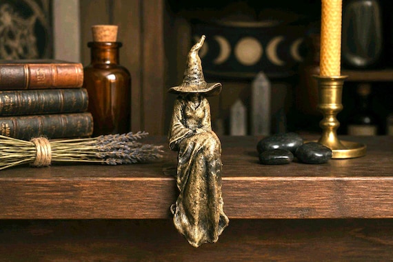 Witch Shelf Sitter sitting ledge ornament witchcraft wiccan pagan ornament figurine UK SELLER