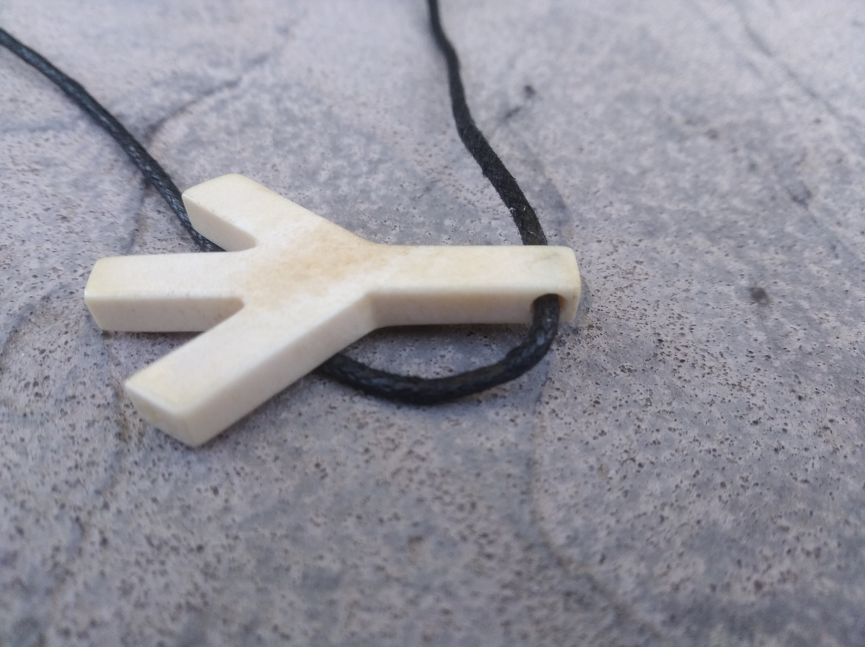 Yr Rune Hand Carved Moose Antler Yr Rune Necklace, Viking Talisman - Etsy