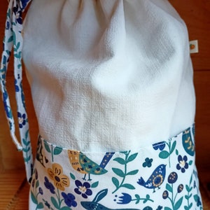 Pochon, sac cadeau 0 déchet, sac à doudou, sac à goûter, en cretonne et lin, renard bleu et porte-carte