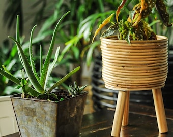 Boho rattan plant pot - bamboo and wood planter with legs - Gorgeous handmade planter - all natural rattan and wood planter