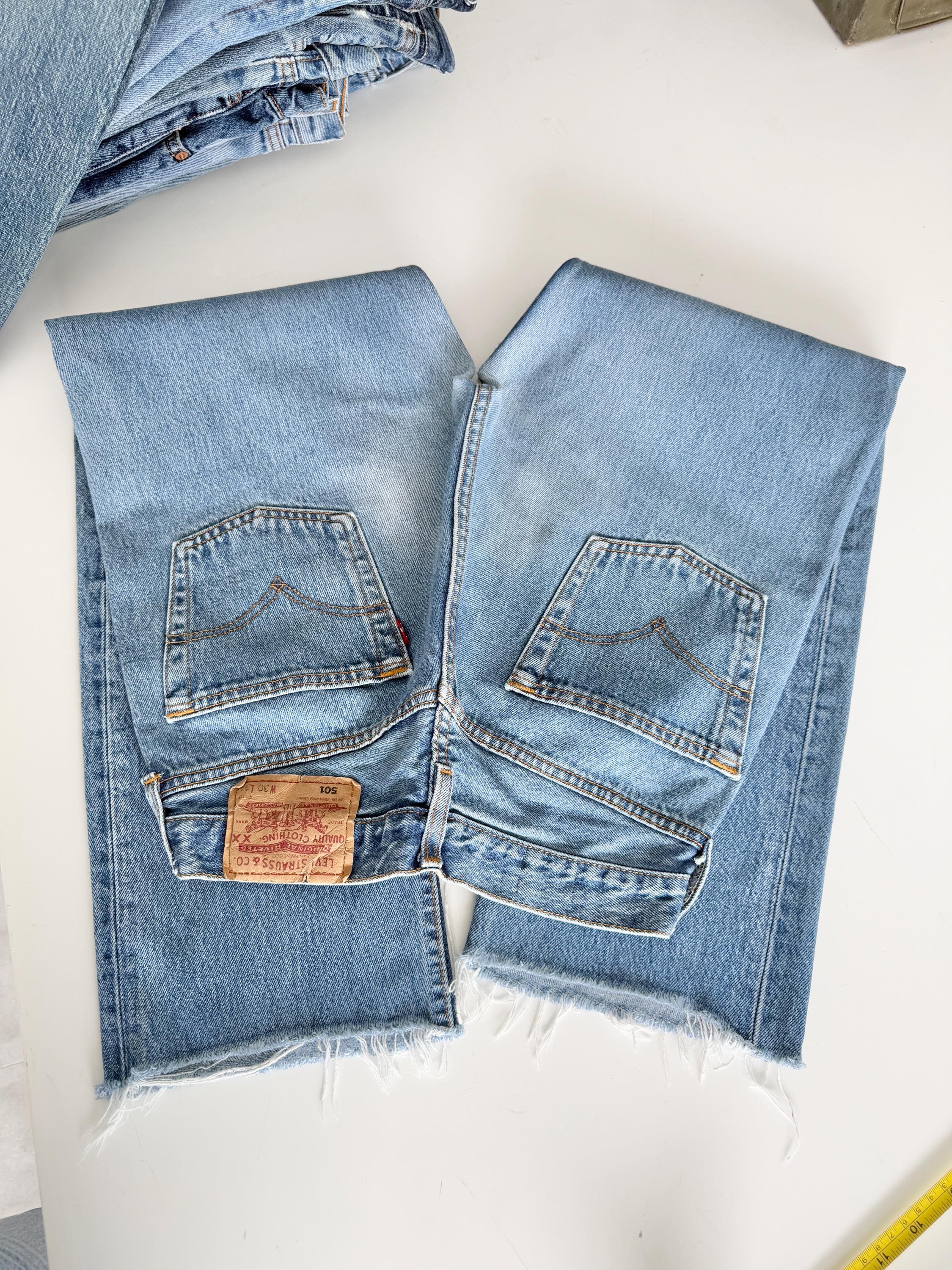 Vintage Levi's 501 Jeans / Made in UK - Etsy