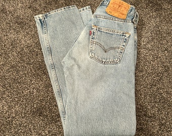 Levis 501 vintage W23 L29 Levi’s light blue  stone wash faded blue 501 Levi’s made in USA 90s denim straight leg 501 vintage Levi’s