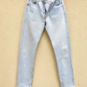 Vintage Levi’s 501 w26” L33”  1998