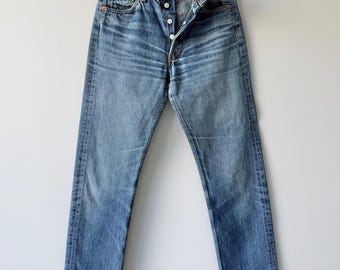 W27 L33 vintage Levis 501 27” medium blue denim gemessen 90er 501er