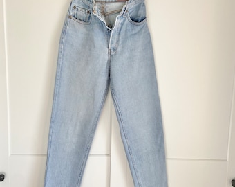 901 vintage Levi's w24" fabriqué en Espagne 1993