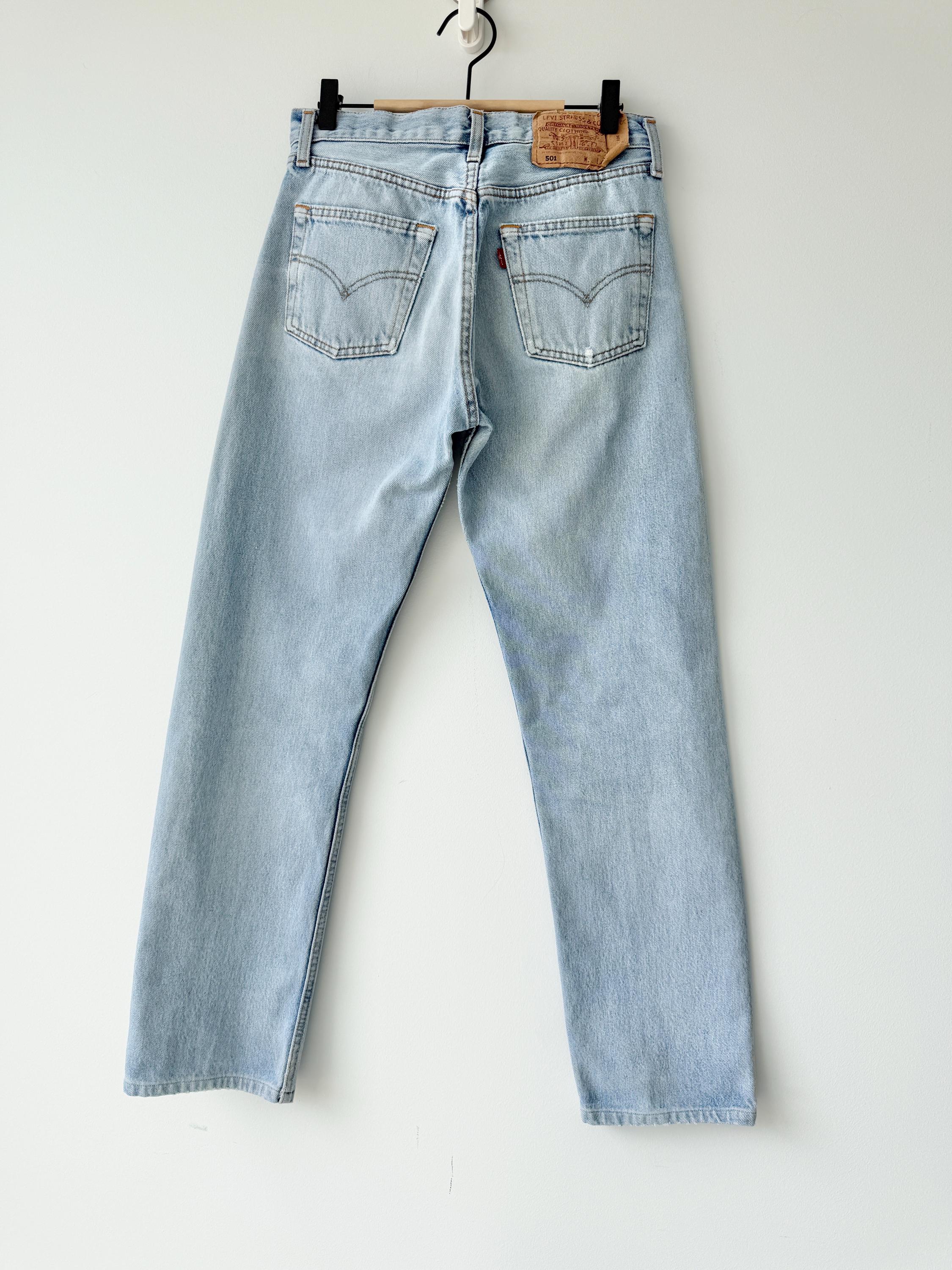 W28 L30 Levis 501 Vintage 27-28” Waist Medium Blue 501s Made in